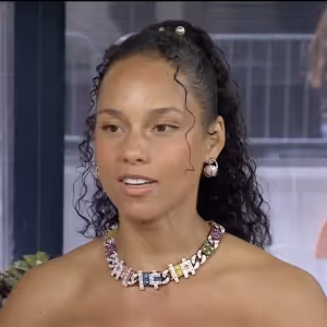 Videos: Watch Alicia Keys Reveal the Release Date of HELL'S KITCHEN Cast Recording