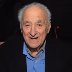 Jerry Adler, Veteran of Broadway and THE SOPRANOS, Dies at 96