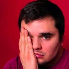 Edinburgh 2022: Review: RED RICHARDSON: SHOTS FIRED, Pleasance Courtyard