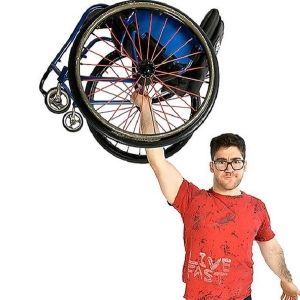 EDINBURGH 2023: Review: AARON SIMMONDS: BABY STEPS, Pleasance