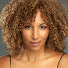 Wake Up With BWW 2/17: Lana Gordon Joins HADESTOWN, and More!