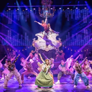 Review: & JULIET at Ahmanson Theatre