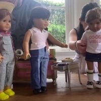 VIDEO: Kathryn Hahn Stages A Scene From GLENGARRY GLEN ROSS With American Girl Dolls