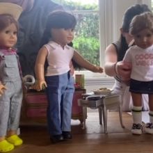VIDEO: Kathryn Hahn Stages A Scene From GLENGARRY GLEN ROSS With American Girl Dolls