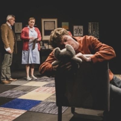 Review: THE ELEPHANT SONG, Park Theatre