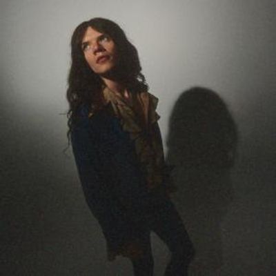 Sawyer Hill Releases Debut Album EVERYBODY'S HOME, NOBODY'S HAPPY