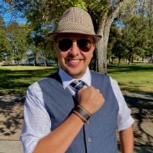 Teatro Paraguas Presents Dale Harris and Damien Flores Zoom Poetry Reading