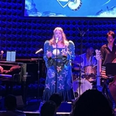 Review: Vocalist Alysha Umphress Shines at Joe's Pub