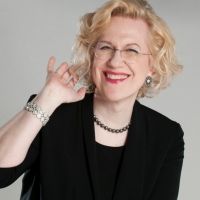 Celebrated Trans Classical Pianist Sara Davis Buechner Premieres Her New One Woman…
