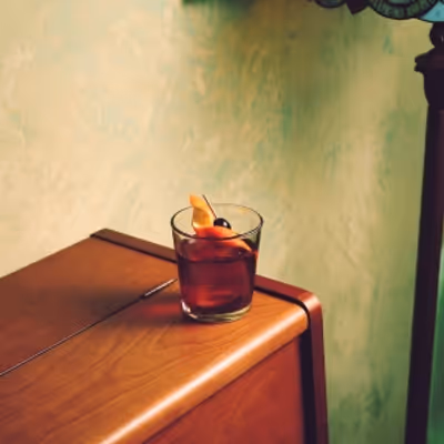 Review: Casanara: A Brooklyn Neighborhood Bar With Tropical Vibes and Cocktails