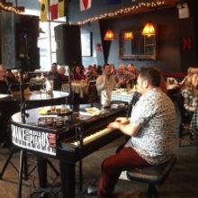 Shake Rattle & Roll Dueling Pianos to Host New Years Day Boozy Brunch