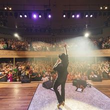 Tracy Lawrence to Headline Ryman Auditorium Show for Third Consecutive Year