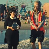 BWW Review: HELOISE WILSON SHINES IN WEEZY GOES OUTSIDE