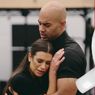 Wake Up With BroadwayWorld October 16, 2025- SCHMIGADOON! Finds Its Leads and More
