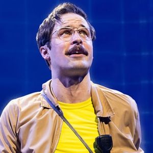 Review Roundup: 42 BALLOONS at Chicago Shakespeare Theater