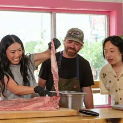 AWKWAFINA: THE UNLIKELY COOK to Debut on Apple TV
