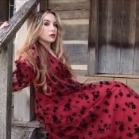 Bailey James Releases A Haunting Music Video 'The Crow,' Dedicated To Her Late…