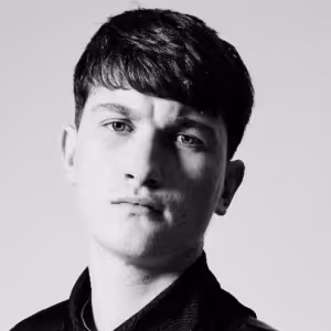 Andrew Cushin Releases Debut Album 'Waiting For The Rain'