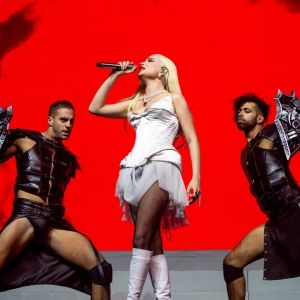Review: KIM PETRAS FEED THE BEAST TOUR at Armory