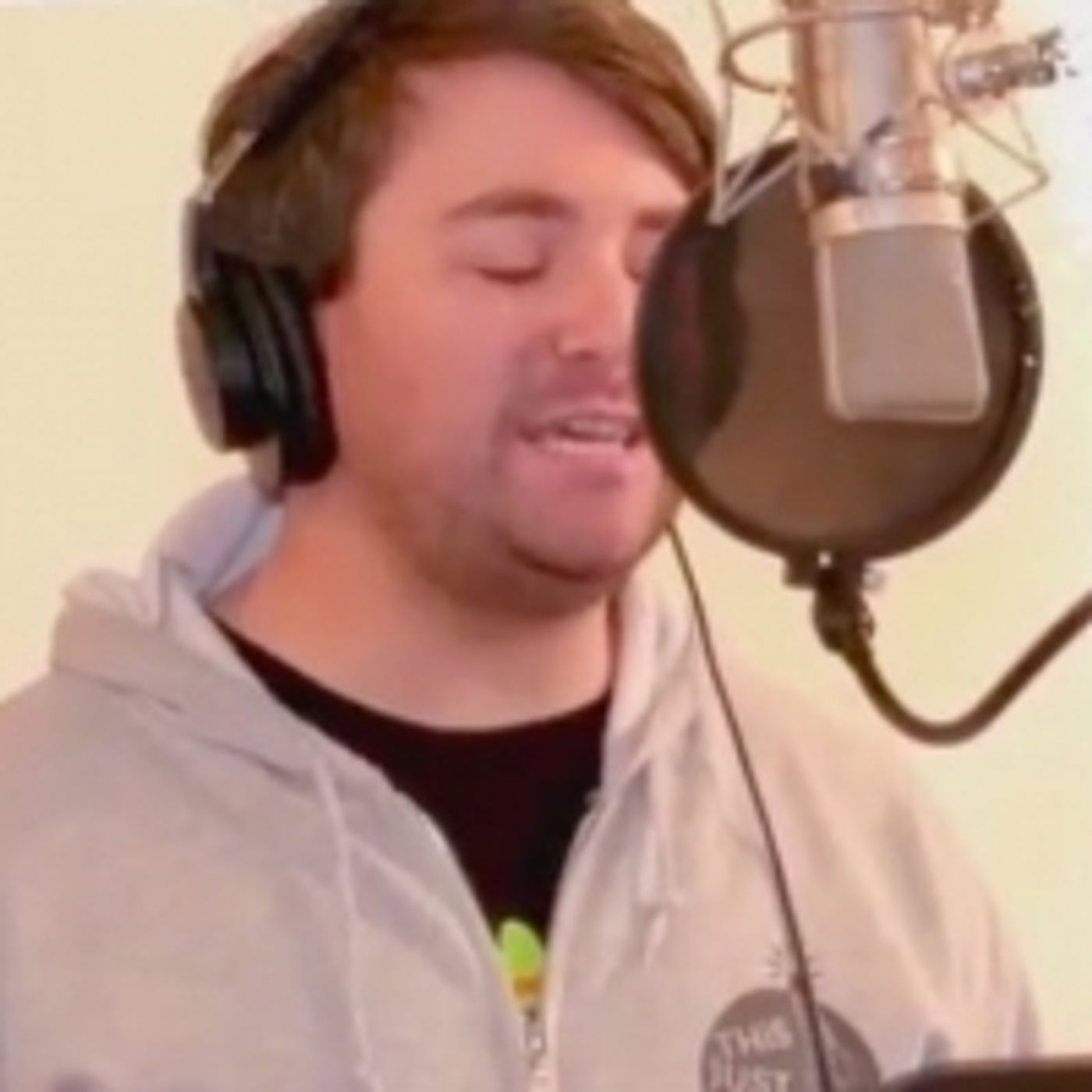 Wake Up With BWW 11/26: THE PROM Finds its Emma in Jo Ellen Pellman, and More!  Image