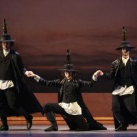 BWW Review: FIDDLER ON THE ROOF Brings Tradition to the Hobby Center Of Performing…
