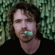 Hank May Unveils 'I'm Just A Lover Now' From New Album 'Tails'