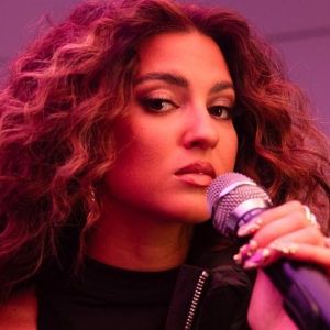 Video: Tori Kelly Performs 'alive if i die' From New Album