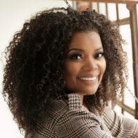 Yvette Nicole Brown to Host ADG Awards