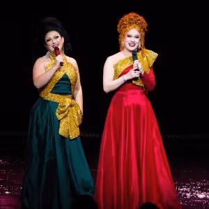 Interview: BenDeLaCreme & Jinkx Monsoon Bring THE JINKX & DELA HOLIDAY SHOW to the…