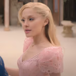 Video: New WICKED Movie Trailer Spotlights Ariana Grande's 'Glinda the Good'