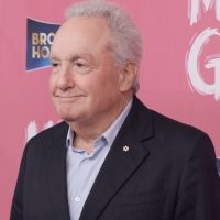 Video: Lorne Michaels & the Cast of MEAN GIRLS Walk the Red Carpet in Los Angeles