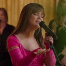 VIDEO: Maren Morris Performs NPR Tiny Desk (At Home) Concert