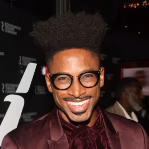 Video: Watch Trailer for BREAKING NEW GROUND With Broadway Performer Robert Hartwell