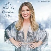 Kelly Clarkson Covers 'All I Want For Christmas is You'