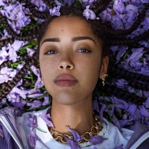 Kaien Cruz Releases 'I Lay' Featuring Xenia Manasseh