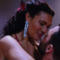 VIDEO: Kylie Morgan Releases 'Independent With You' Music Video