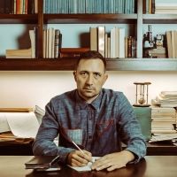 BWW Review: 1984, an Unsettling Play for Unsettling Times, at Artists Rep Photo