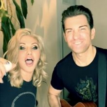 Living Room Concerts: PRETTY WOMAN's Andy Karl & Orfeh Sing 'Rodeo Drive'