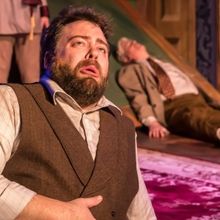 Review: THE PLAY THAT GOES WRONG at Roxy's