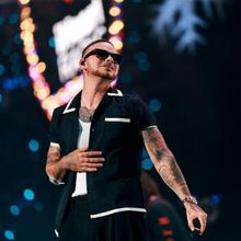 Photos: Kane Brown to Release New Single BOOTS Featuring Shania Twain