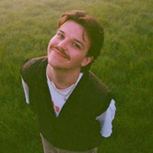 Gareth Donkin Shares New Single 'Tell Me Something'