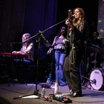 REVELATOR: A TRIBUTE TO TEDESCHI TRUCKS BAND To Play Raue Center For The Arts