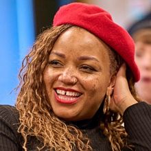 Listen: GUYS & DOLLS Star Marisha Wallace Releases Christmas Single 'Little House in 