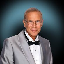 Make-Up Artist Michael Johnston to Receive Vanguard Award at the MUAHS Awards