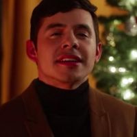 David Archuleta Releases Video for 'The Christmas Song'