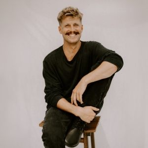 Ziggy Alberts Details Massive UK, Ireland, and European Headline Shows