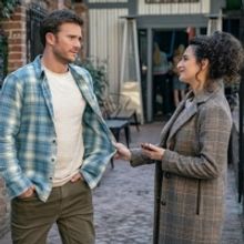 VIDEO: Charlie Day & Jenny Slate in New I WANT YOU BACK Trailer