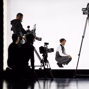 Review: DRACULA, Starring Cynthia Erivo, Noël Coward Theatre