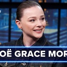 Video: Chloë Grace Moretz Praises MCC's CAROLINE on SETH MEYERS