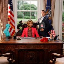 Photos: First-Look at RuPaul, Ginger Minj, & More in STOP! THAT! TRAIN!